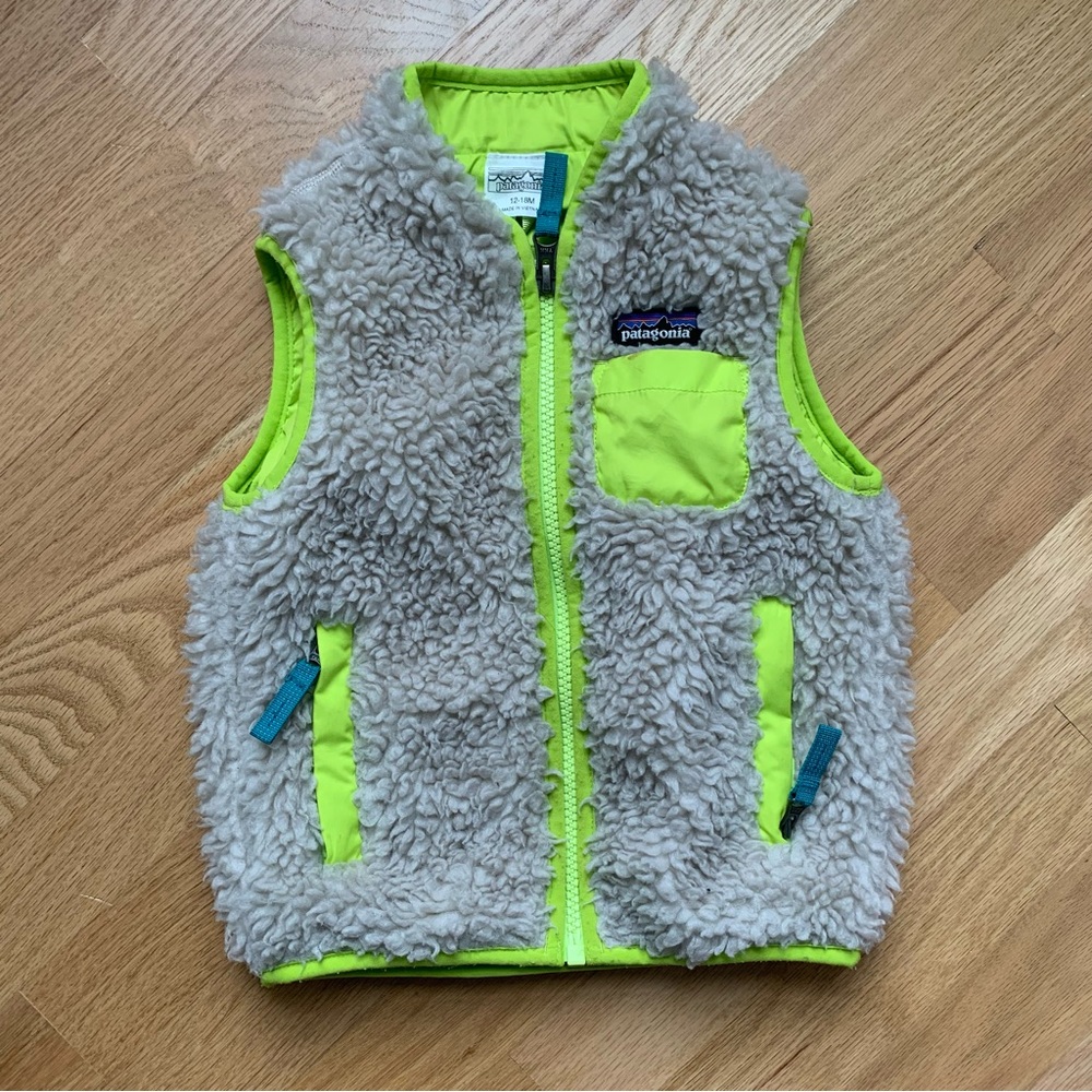 RARE 💚 Patagonia Baby Retro-X Fleece Vest in Natural and Green